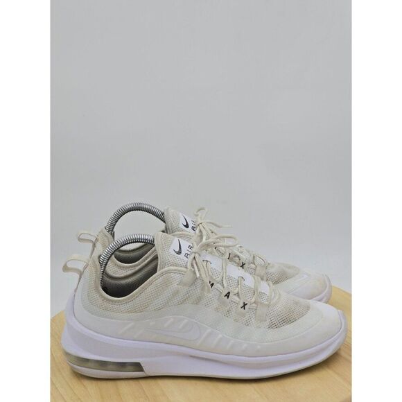 NIKE AIR MAX AXIS WHITE RUNNING SHOE LOW TOP AA2168-100 WOMENS SIZE 8.5 - Picture 1 of 8